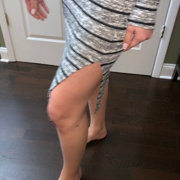 Mica Stripe Voyage Dress - Picture 3 of 5